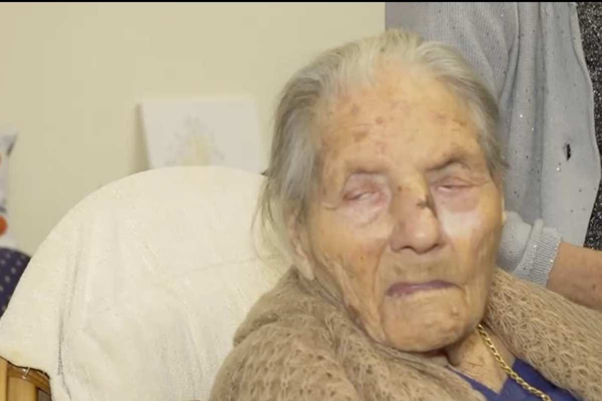 Avellino nonna Laurina festeggia 115 anni