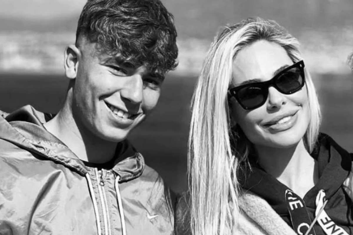 Cristian e Ilary sorridenti