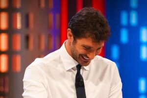 Affari Tuoi tutti pazzi per pacchista della Calabria