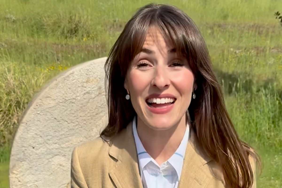 Diana Del Bufalo sorridente