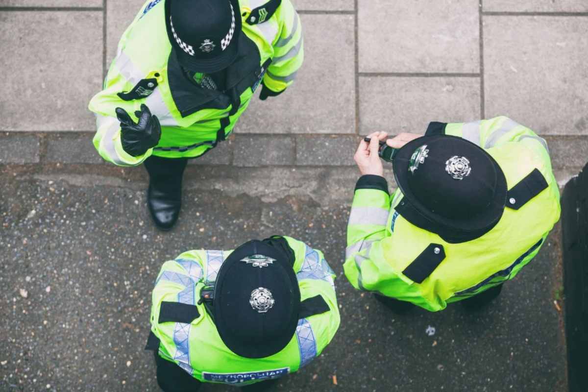 Bobby londinesi durante un'indagine