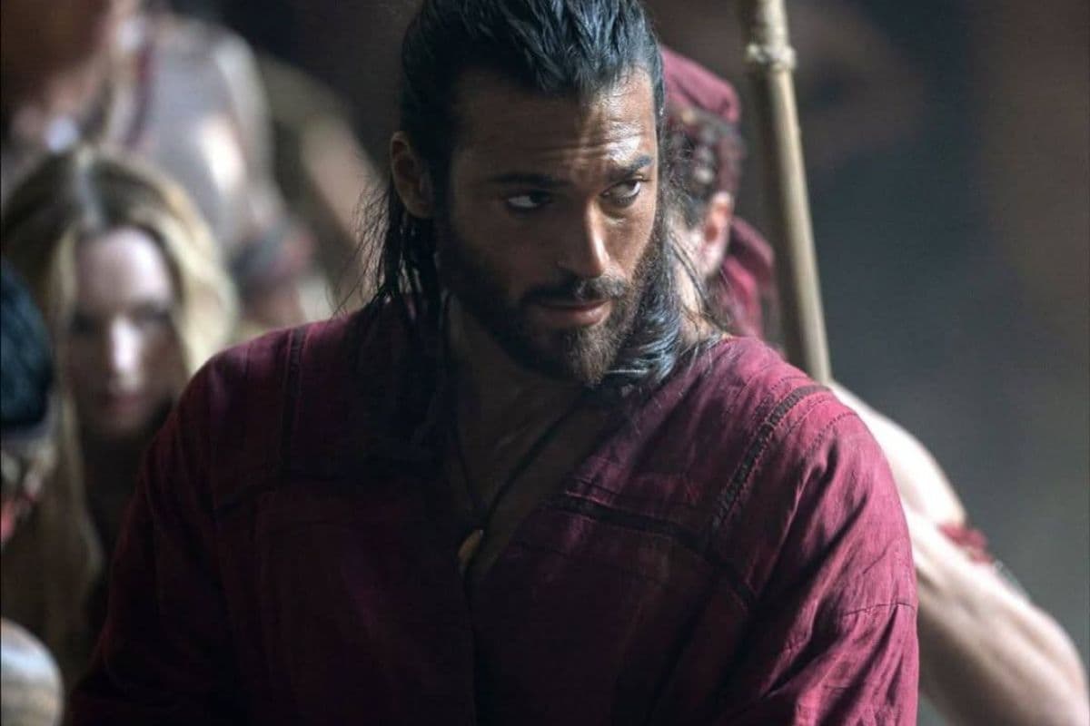 Screen facebook Fan Page Can Yaman Sandokan