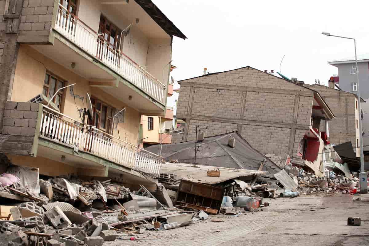 case distrutte a seguito terremoto