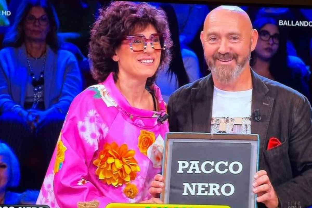 simone elisabetta ad affari tuoi