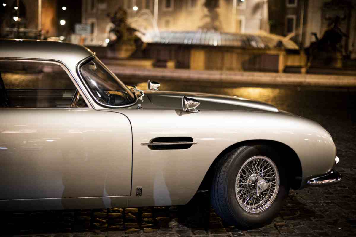 Auto di James Bond 