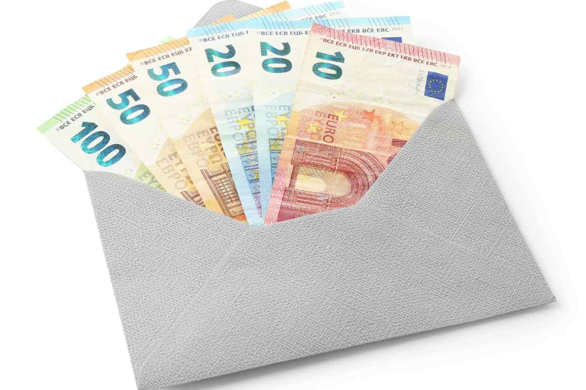Busta contenente soldi