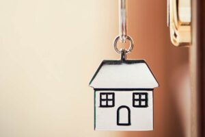 Portachiavi a forma di casa