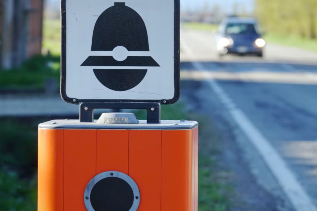 Colonnina per limitazione velocità delle auto