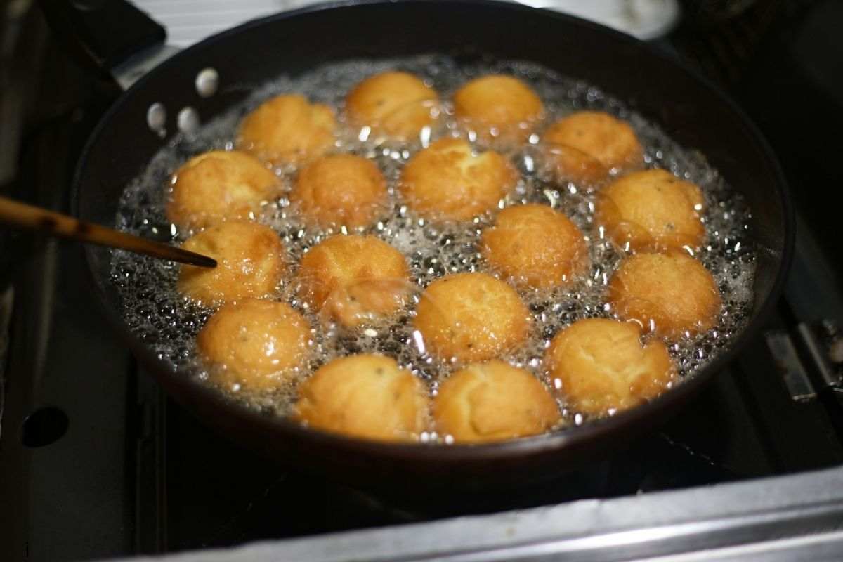 Polpettine di patate fritte in padella