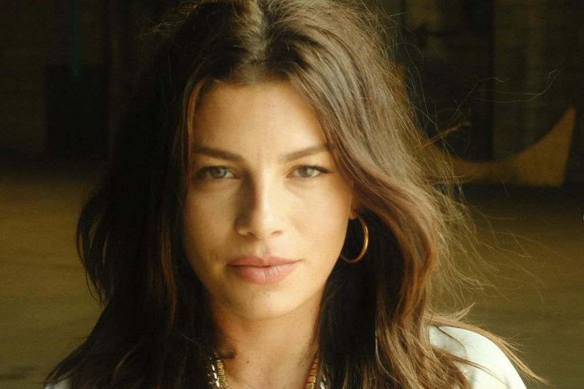 Emma lancia il nuovo singolo Brutta Storia