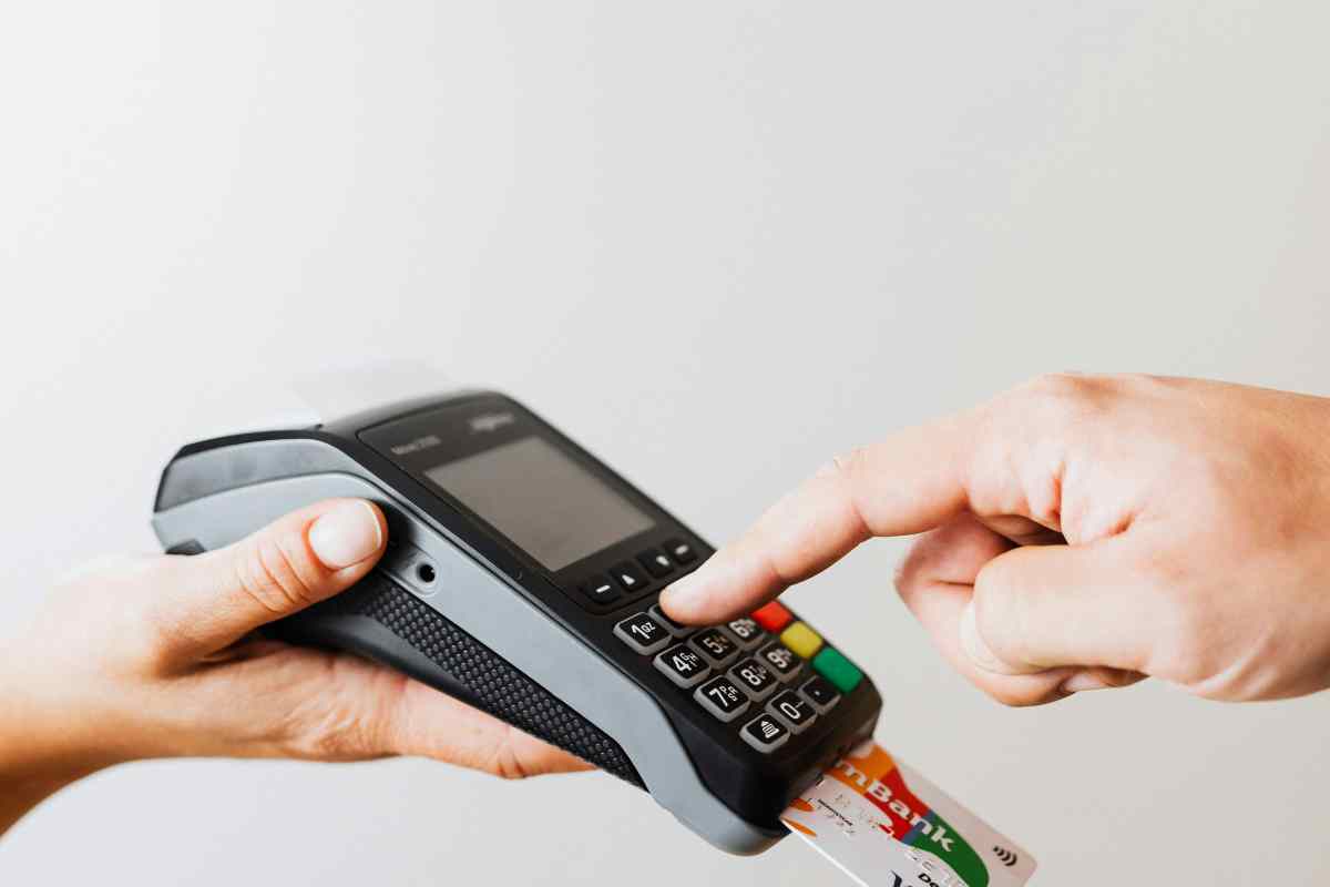 Prelevare contanti al negozio