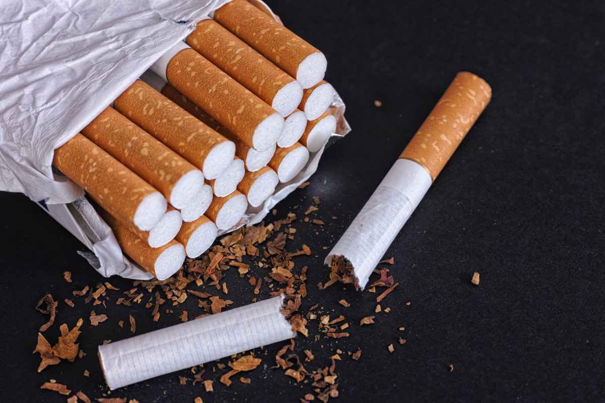 Pacchetto di sigarette appena aperto