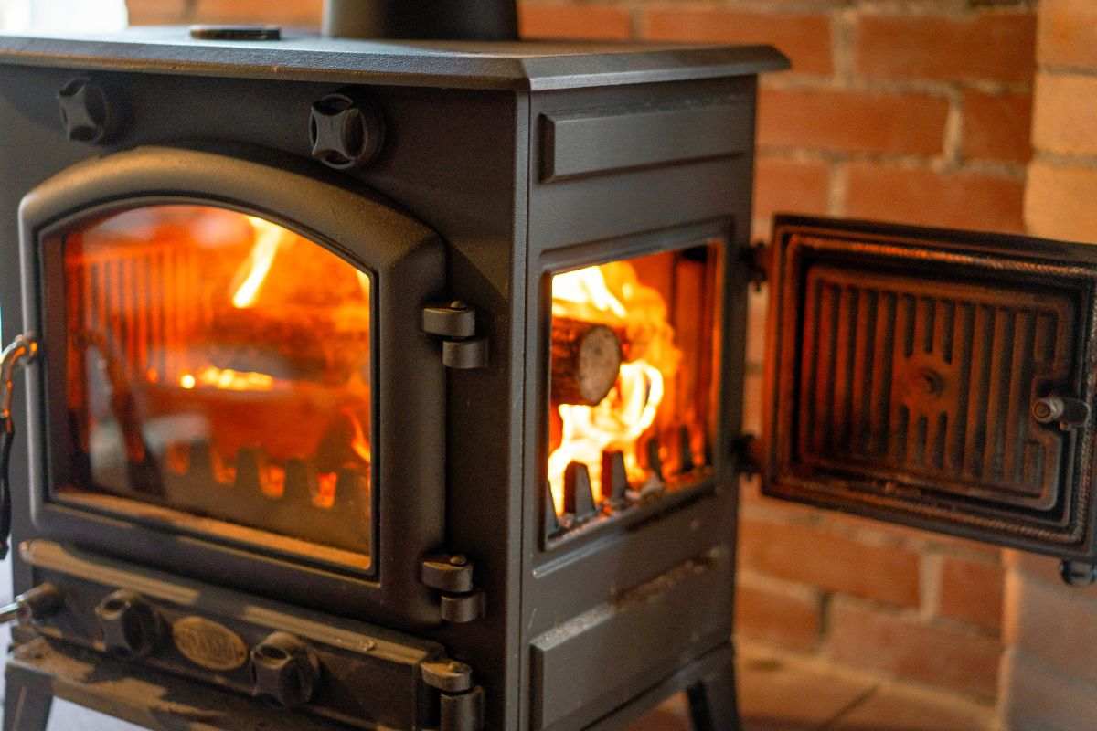 Stufa a legna