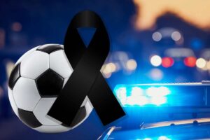 Sirene della polizia con pallone e nastro a lutto