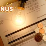 bolletta lampadina monete e scritta bonus